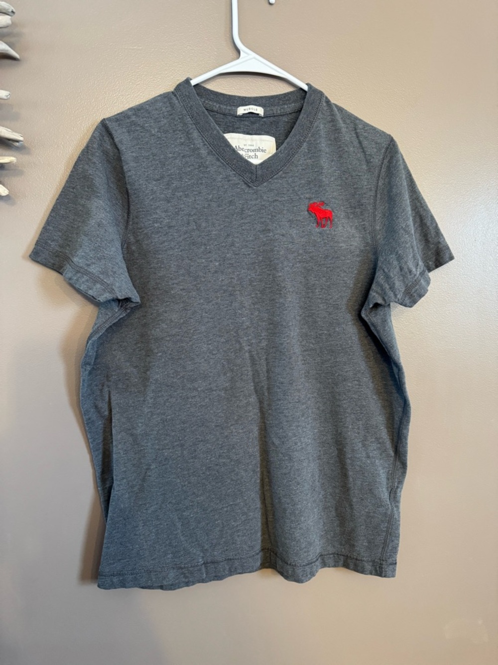 Men’s Abercrombie & Fitch Muscle tee